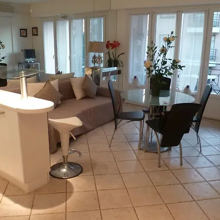 Apartment Karolina - Cheverny *